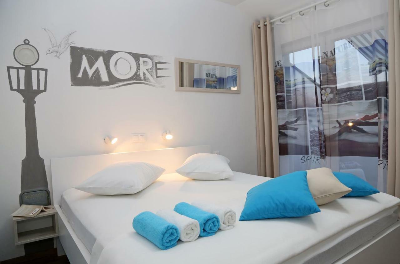 Guesthouse Villa Domenico Lozovac Bagian luar foto