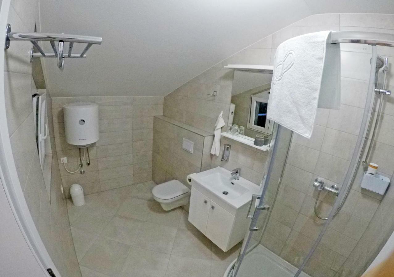 Guesthouse Villa Domenico Lozovac Bagian luar foto