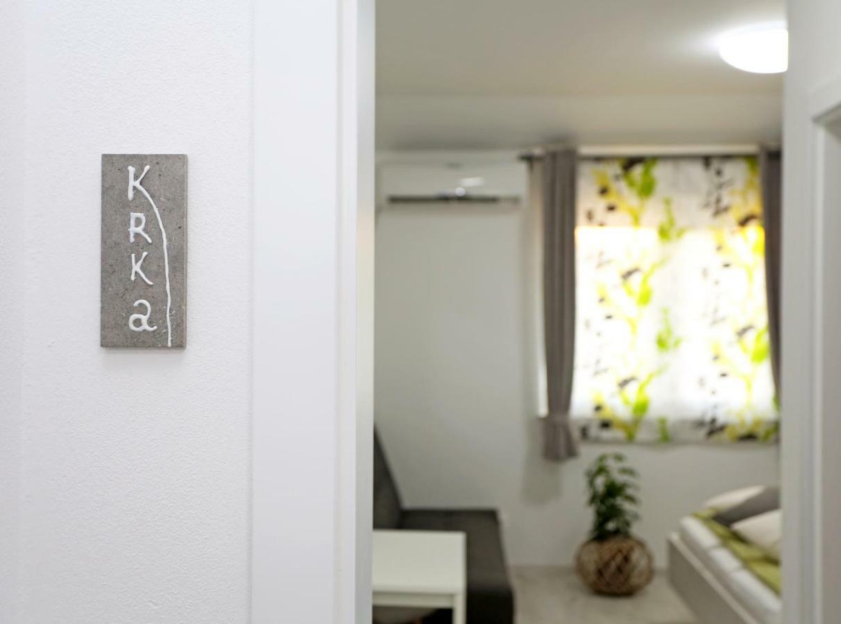 Guesthouse Villa Domenico Lozovac Bagian luar foto